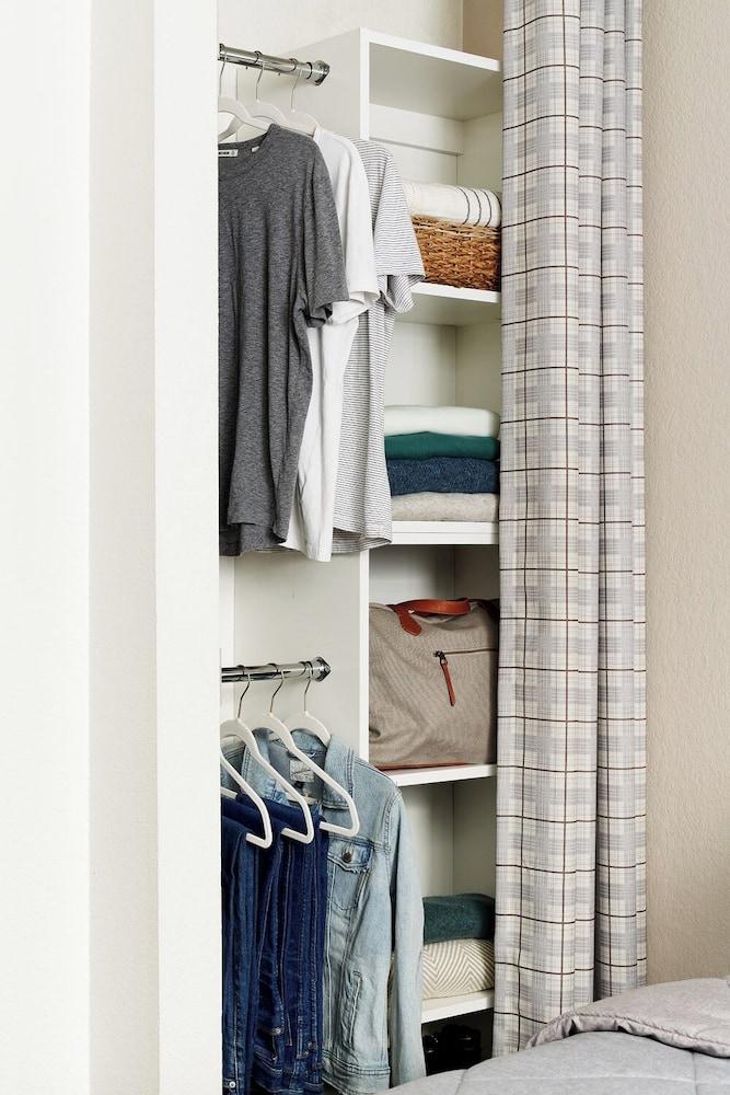 Intown Suites Extended Stay Phoenix Az - West