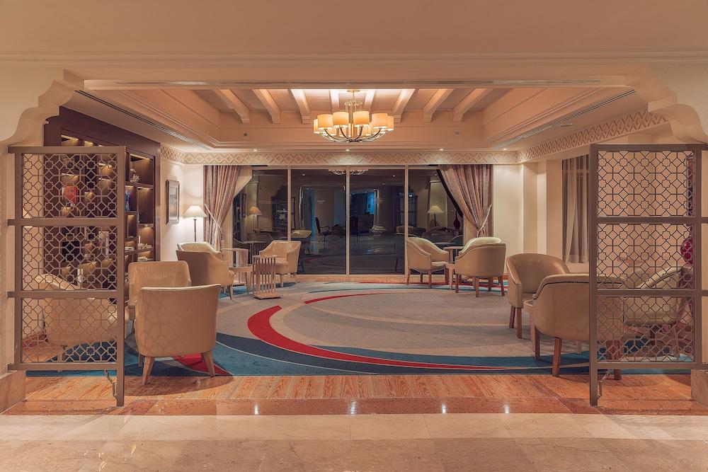 Old Palace Sahl Hasheseh