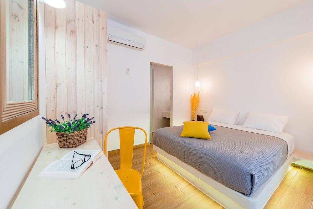 Kouros Home and Suites