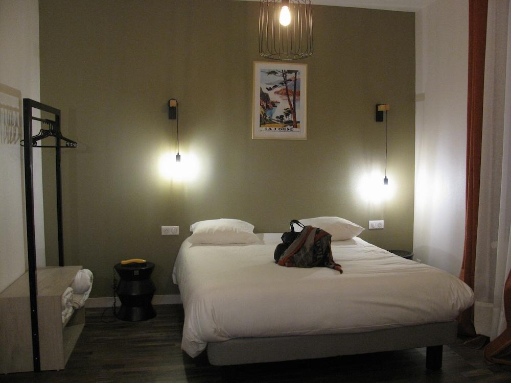 Logis Hotel Le Cheval Noir