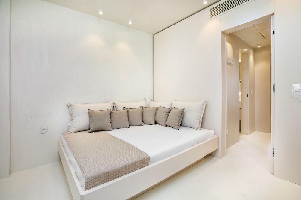 Cocoons Luxury Suites & Villas