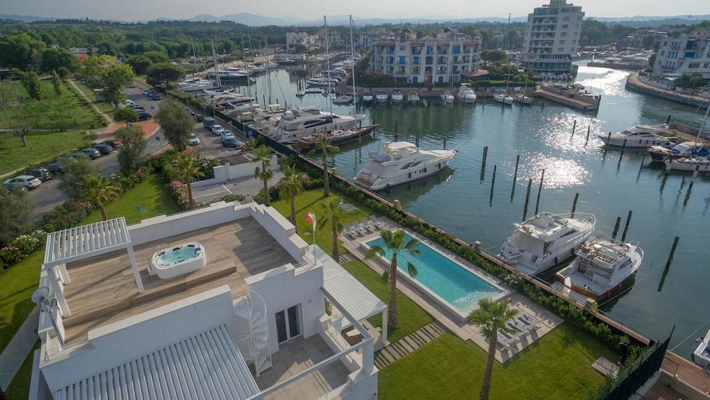 Rn-f244-onel10at - Portoverde Beach Villa 12