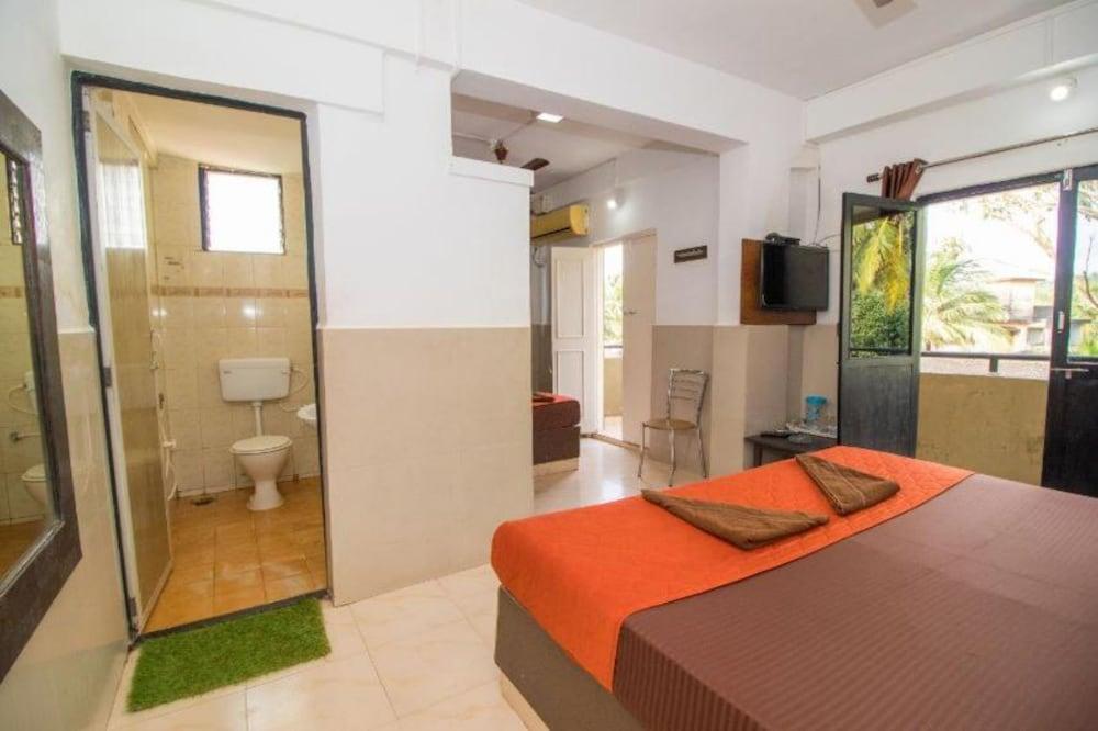Goroomgo Travellers Inn Goa