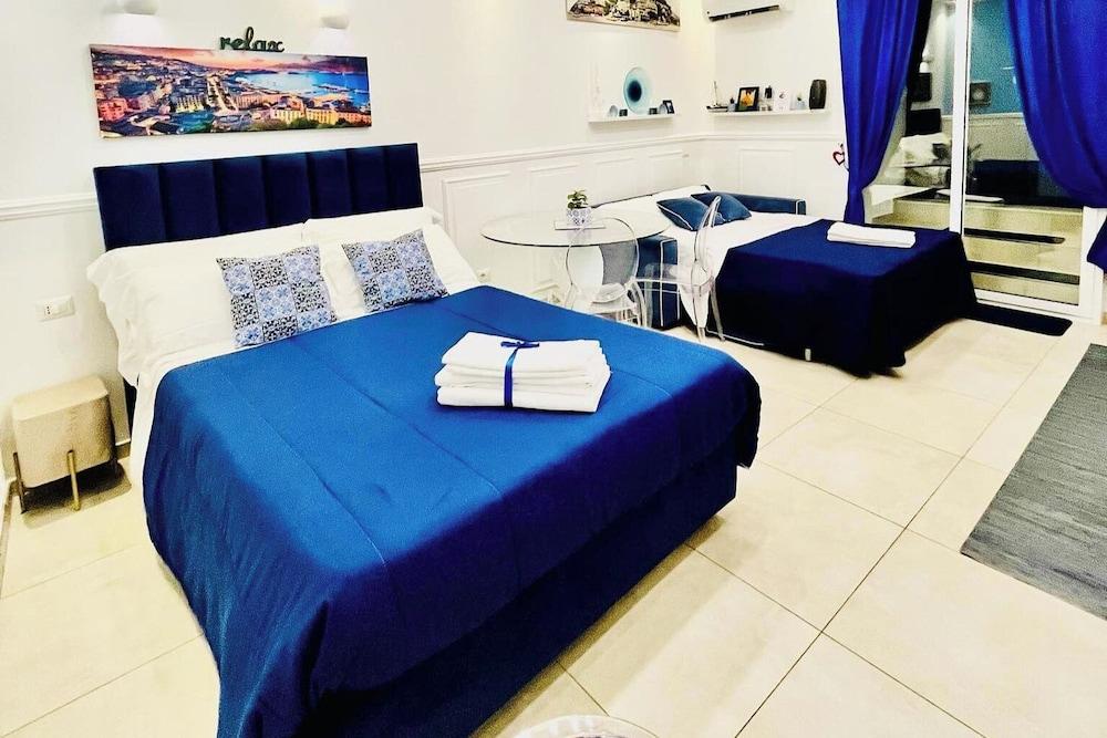 Donn'anna Naples City Center