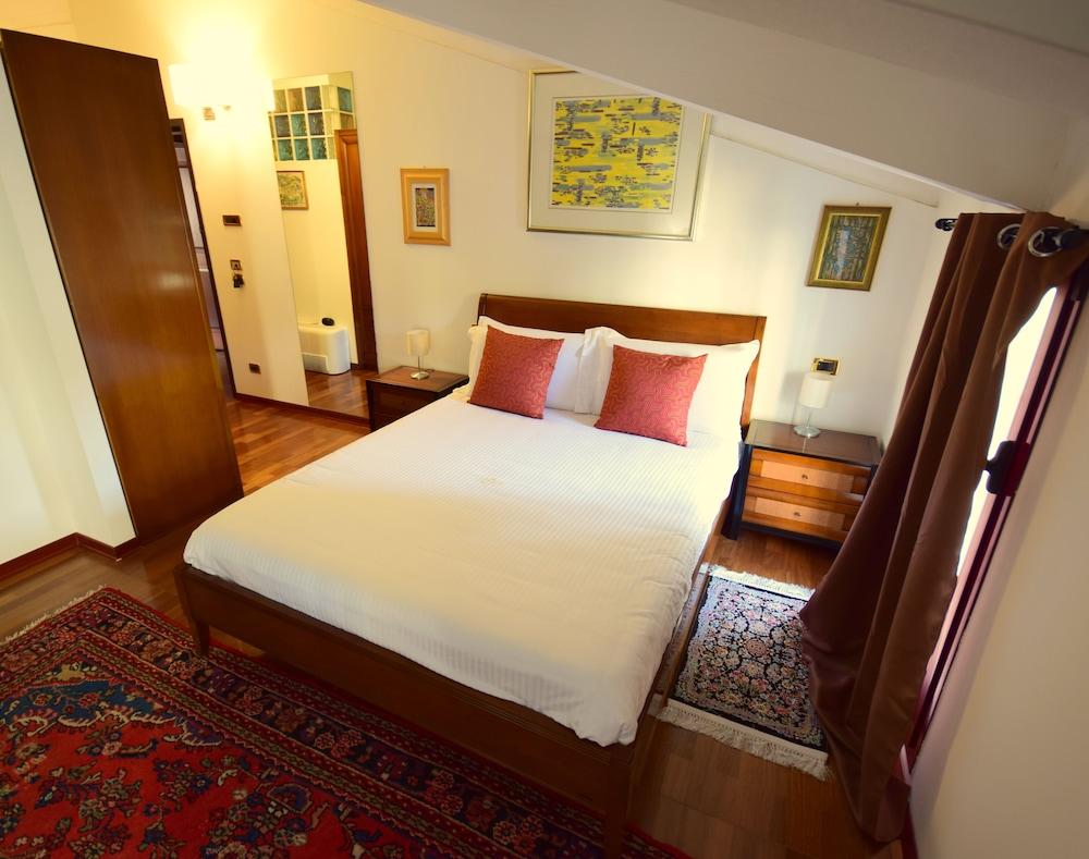 EGO' FERRARA RESIDENCE