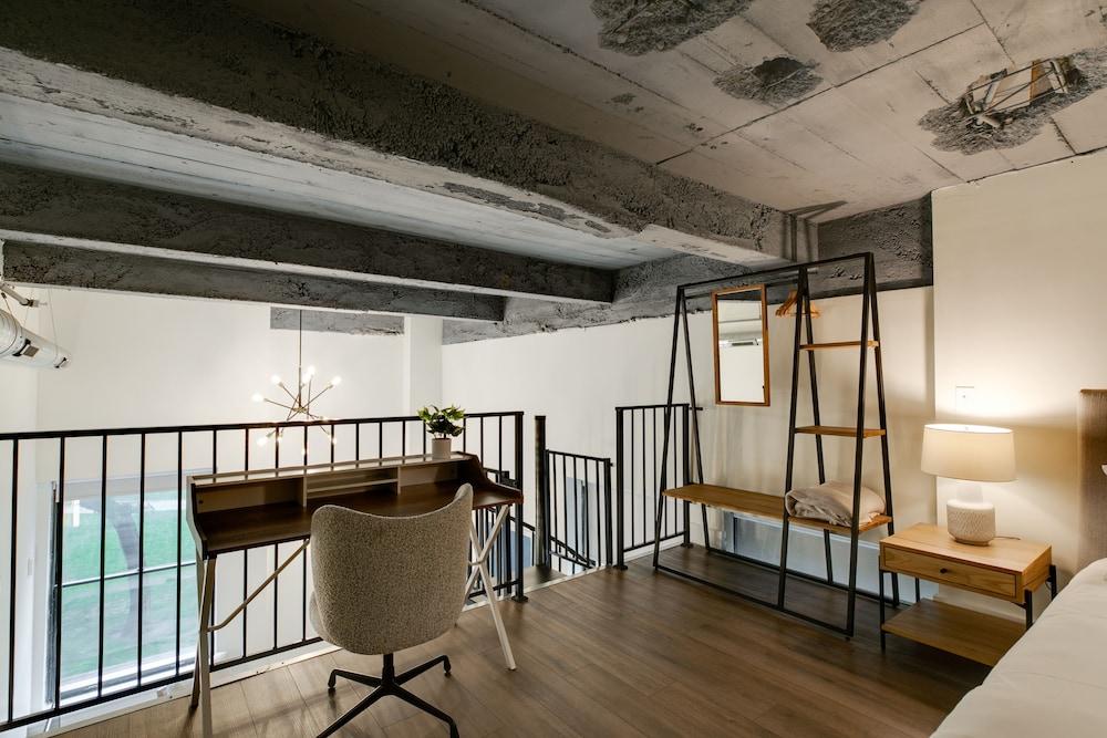 The Ledger Residences by Sosuite - Old City