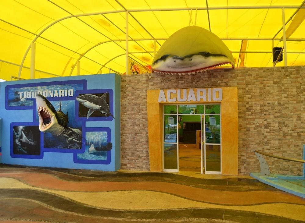 Hotel Splash Inn