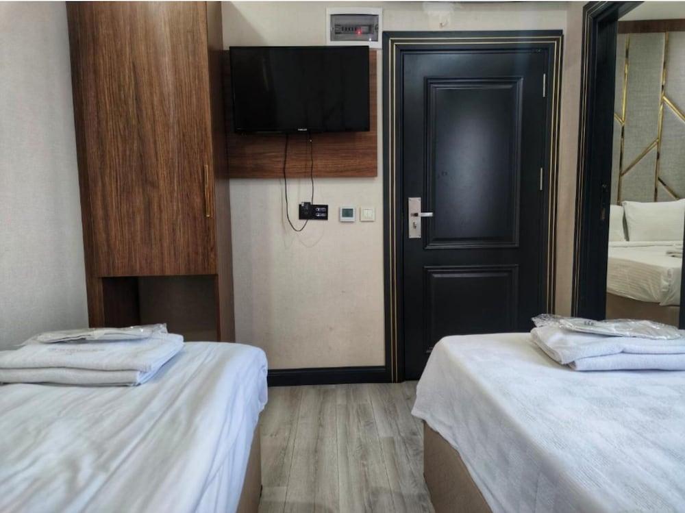 The Golden Pera's Hotel & Spa