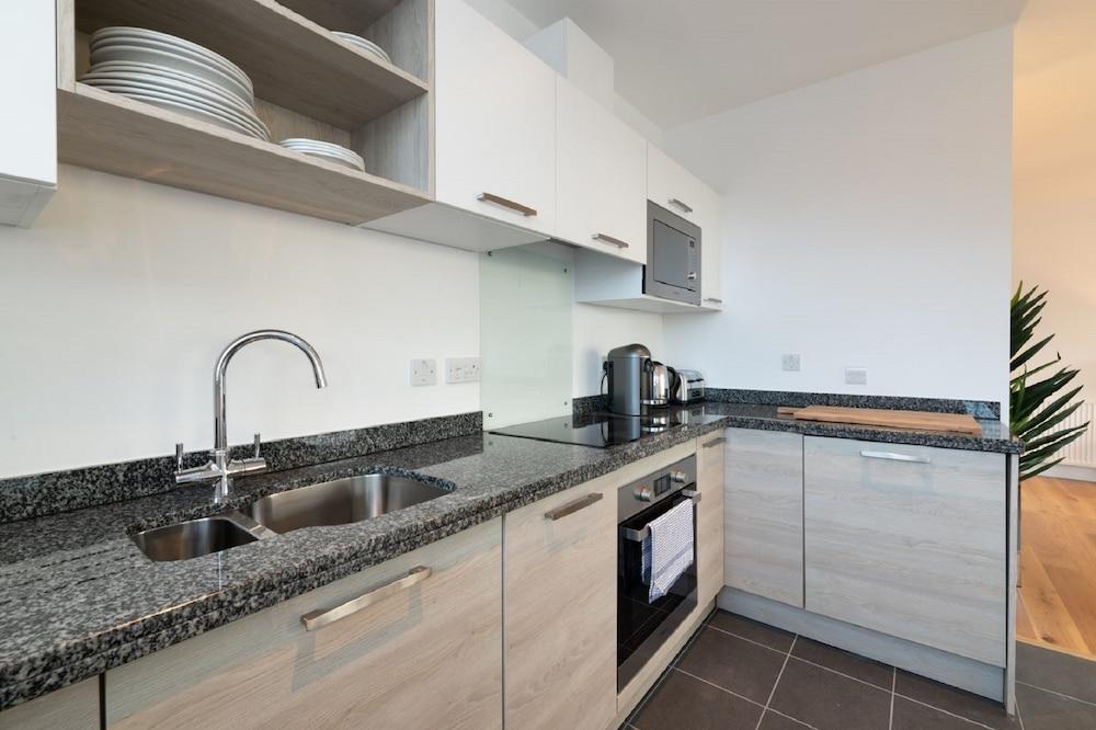 9 Loch View Luxury Loch Views