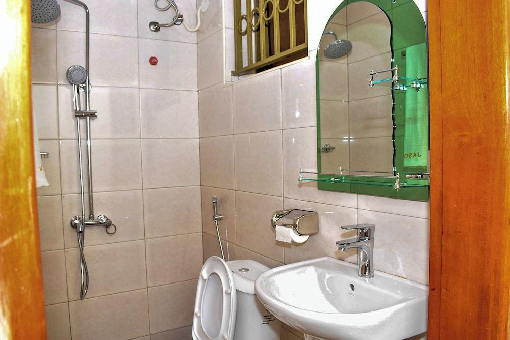 Studio Furnished Apartment Entebbe