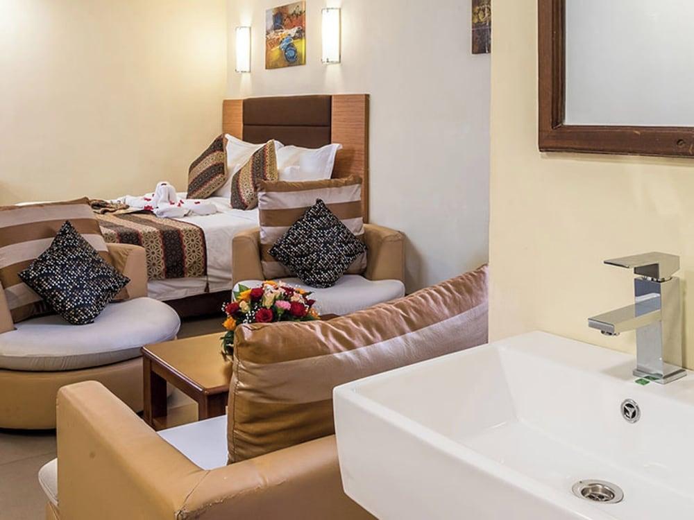 Prideinn Mombasa City 2