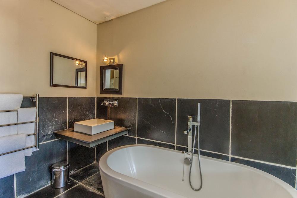 Two Bedroom Luxury Apartment