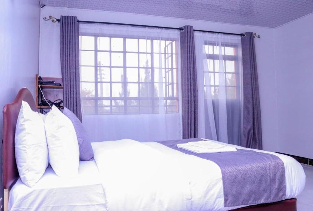 Delight Mainstay Homes by Della