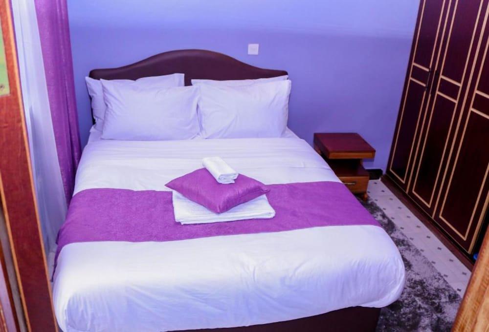 Delight Mainstay Homes by Della