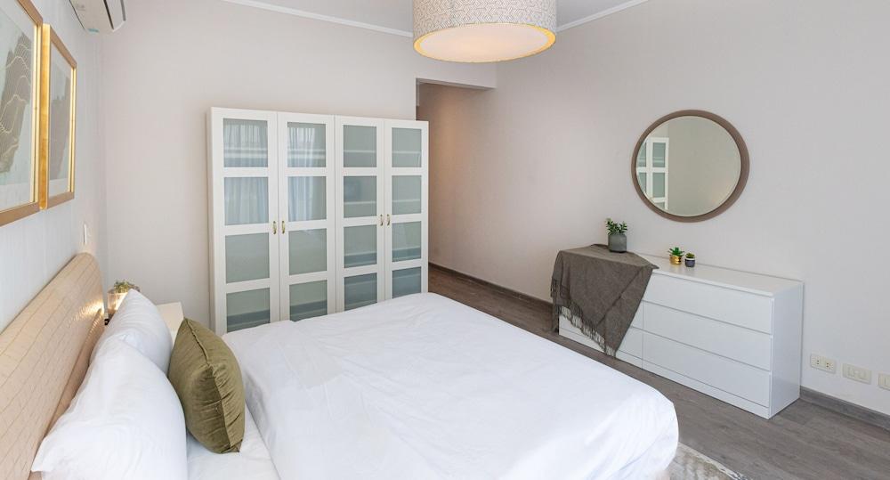 Prime Select The Crown