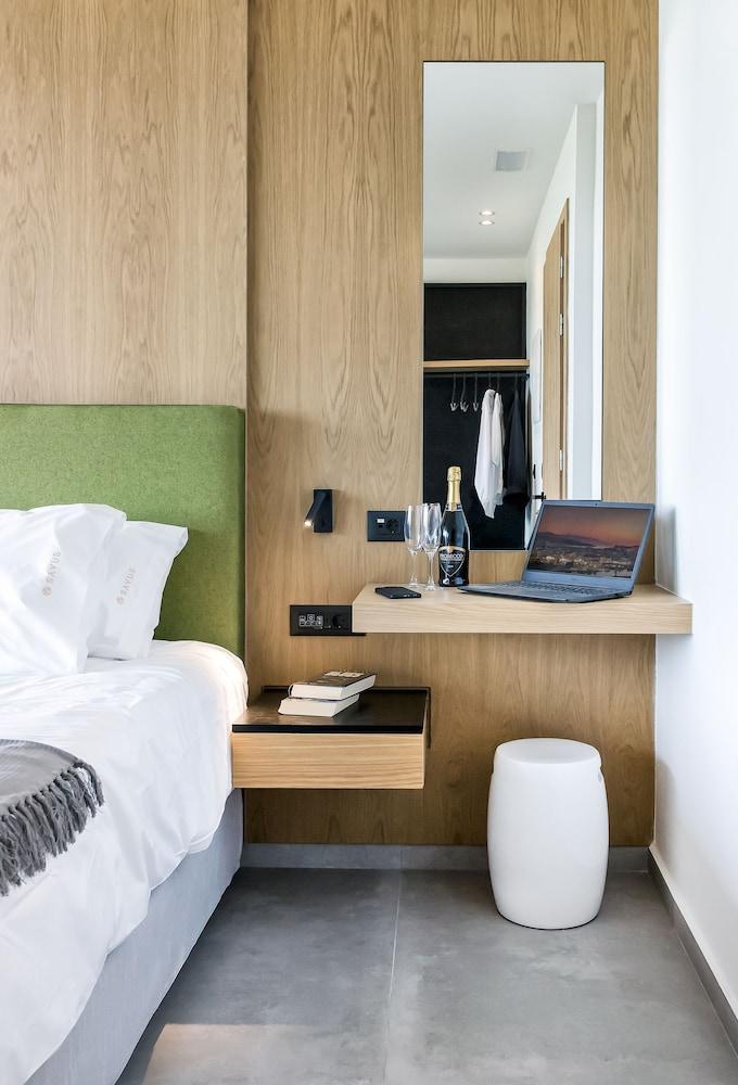 SAVUS BOUTIQUE HOTEL