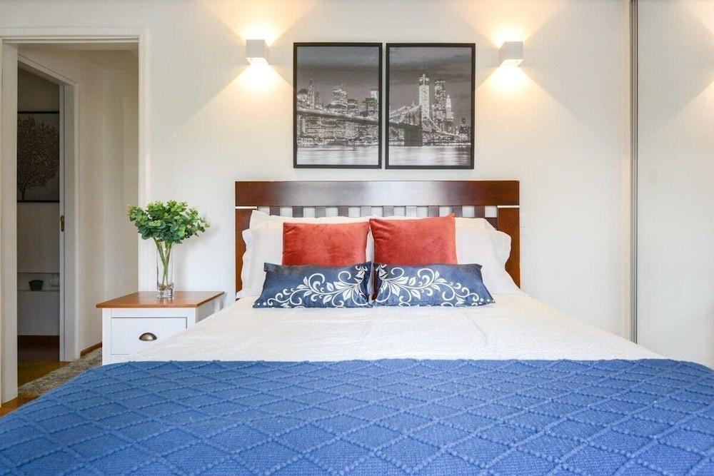 Concept Uno Apartments by BnbHost