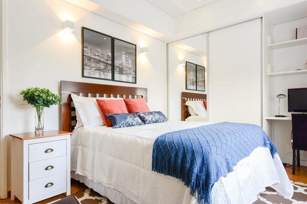 Concept Uno Apartments by BnbHost