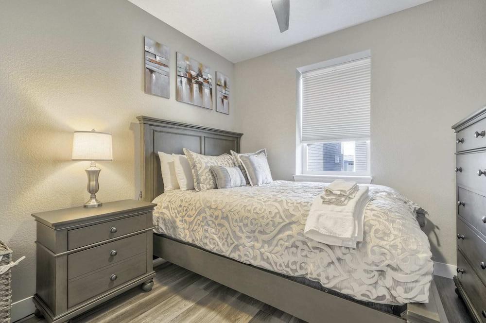 3BD Rooftop Lounge Restaurants & Parks