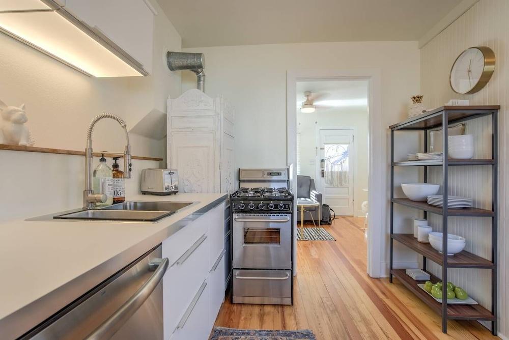 1bdcute Tiny Housenear Olympic Training Center