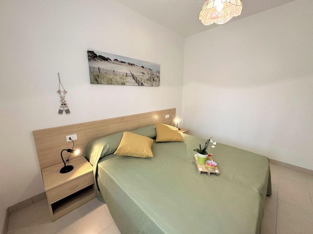 Relax in a Charming Flat With Garden