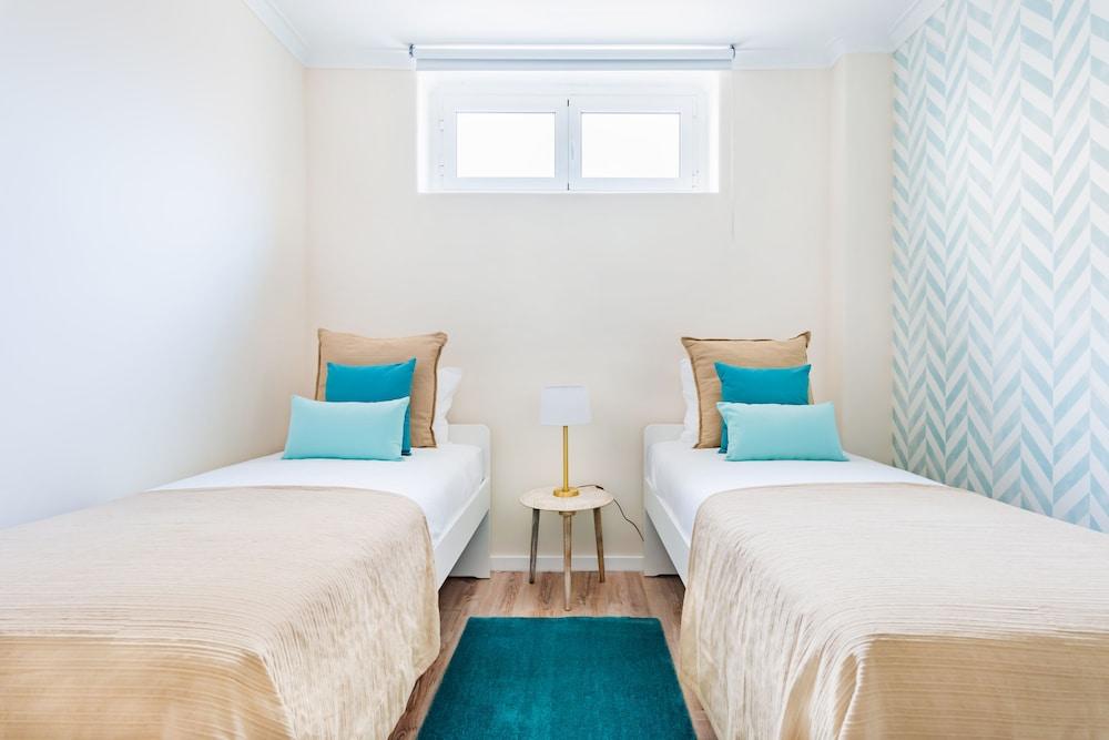 Oeiras Spacious and Modern Flat