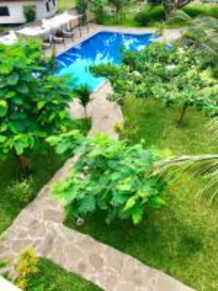 Flametree Beach Homes