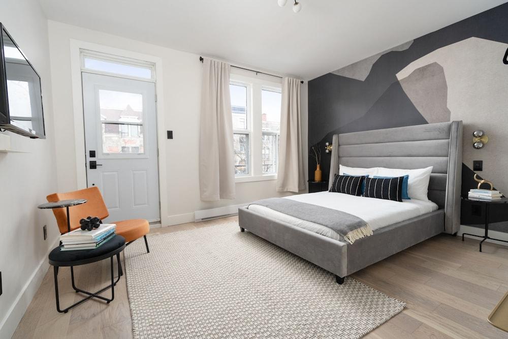 François-Denis Apartments