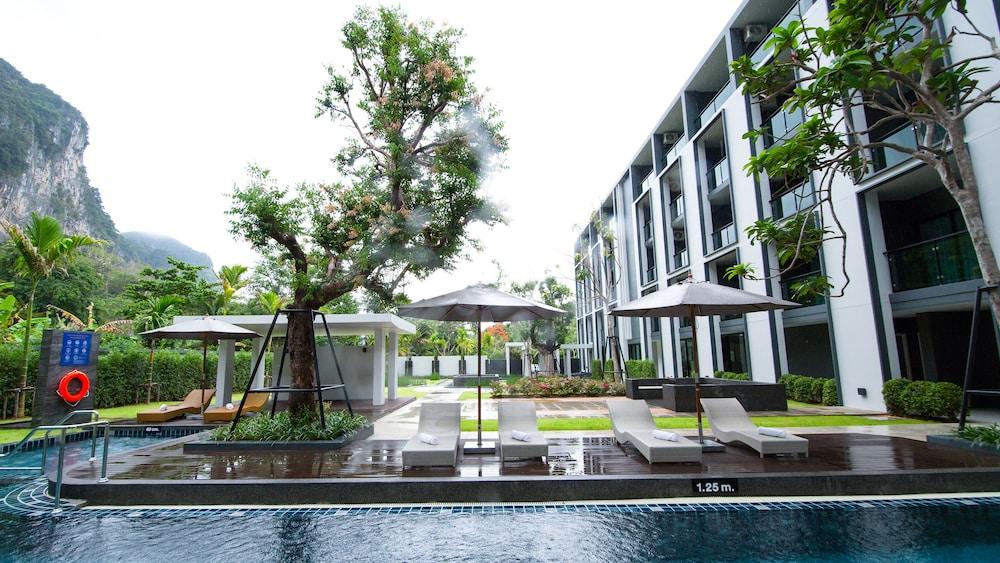 B2 Krabi Ao Nang Premier Resort