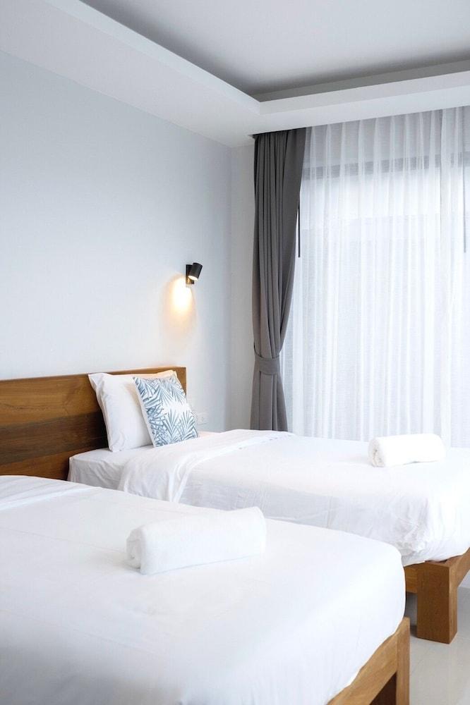 Blu Boat Luxury Pool Villas