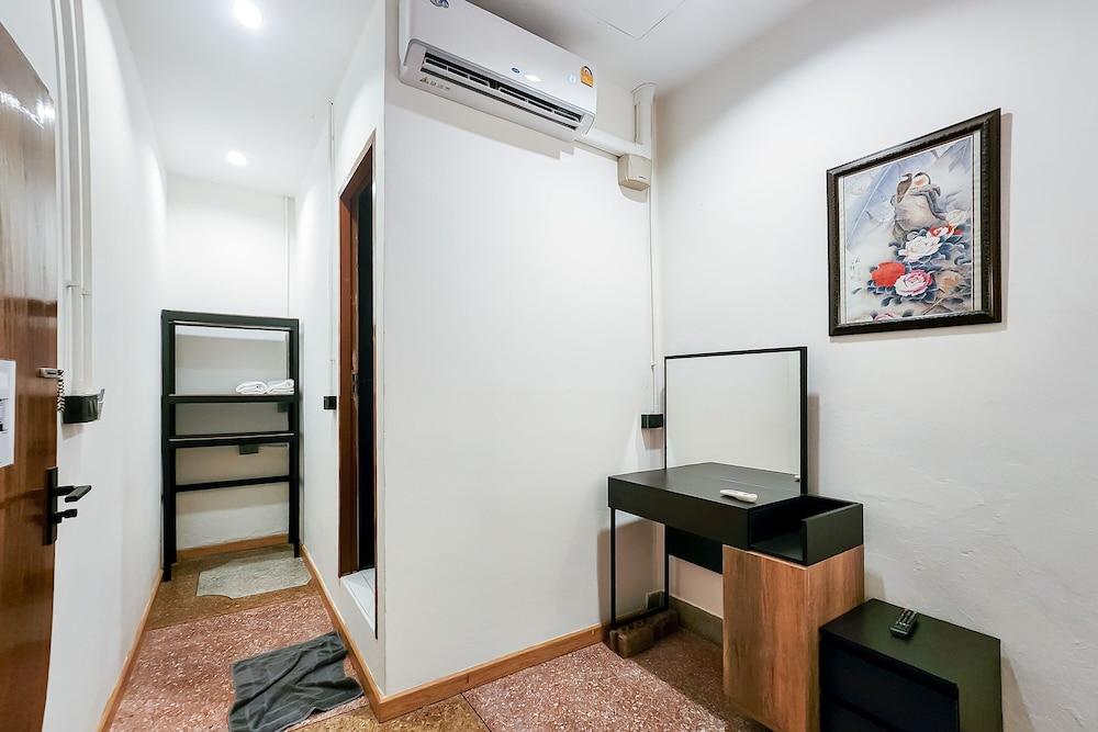 Taladnoi Paint House