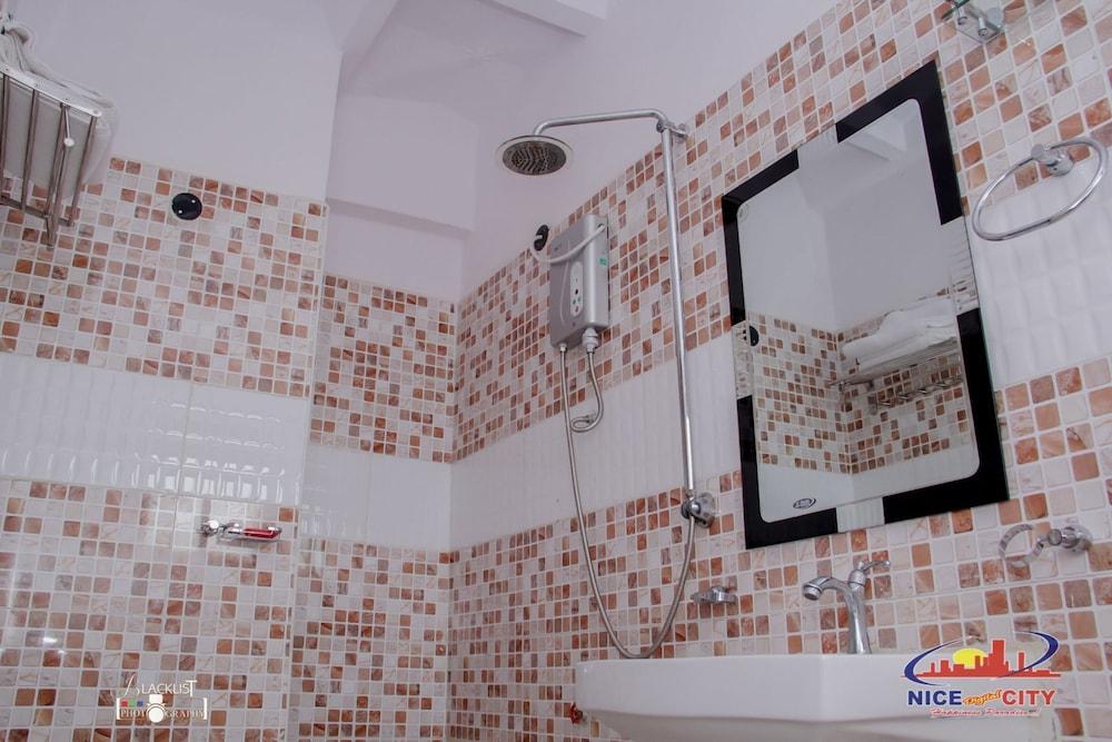 Nice Digital City Hotel