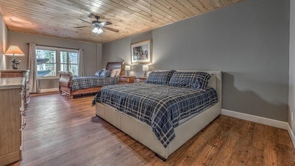 32 Acre Memory Maker by Escape to Blue Ridge