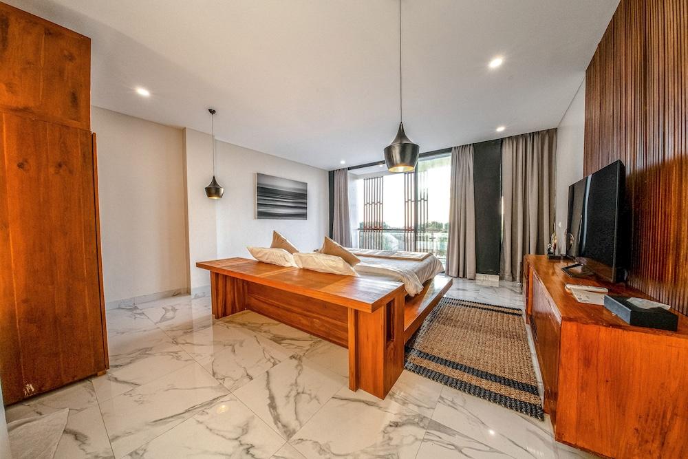 Balangan Beach Villa Freya