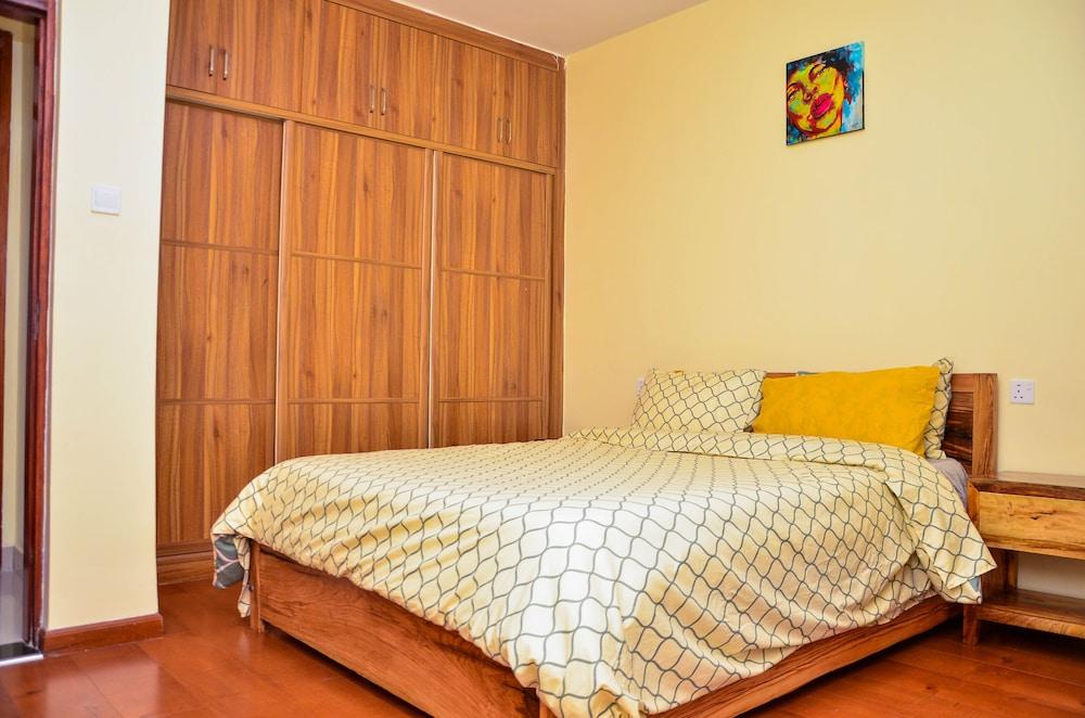 CherryWood Apartments