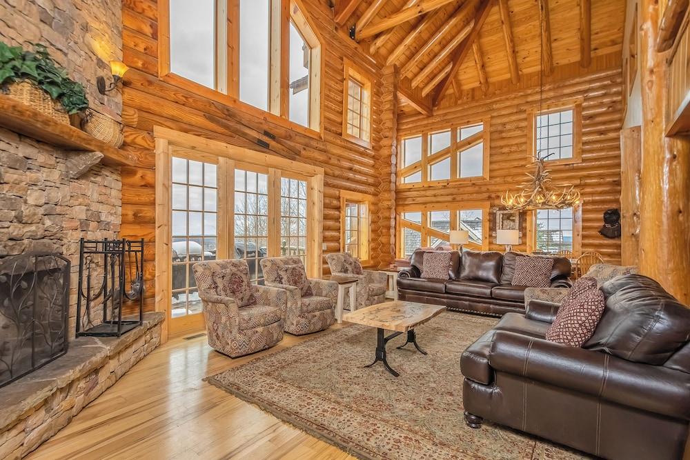 Boulder Heights by Taylor Made Deep Creek