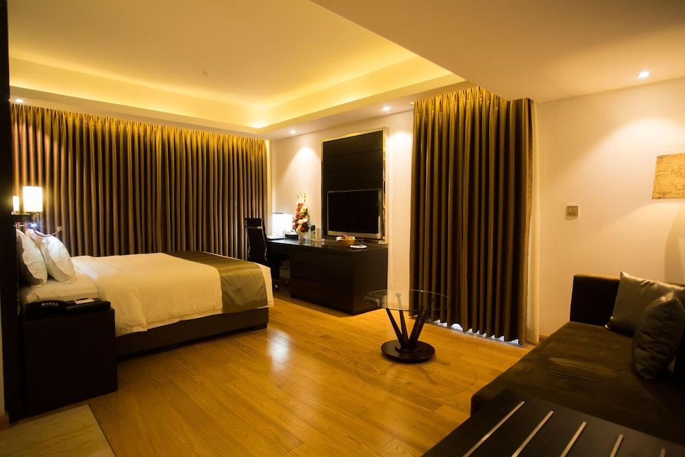 Golden Tulip The Grandmark-Dhaka