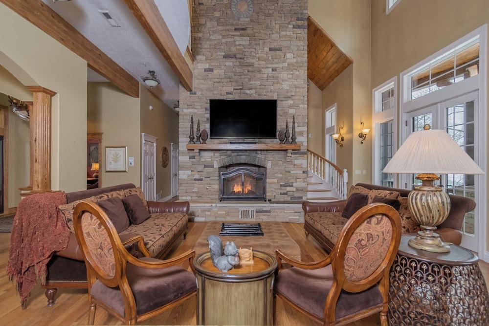 Champagne Taste by Taylor Made Deep Creek