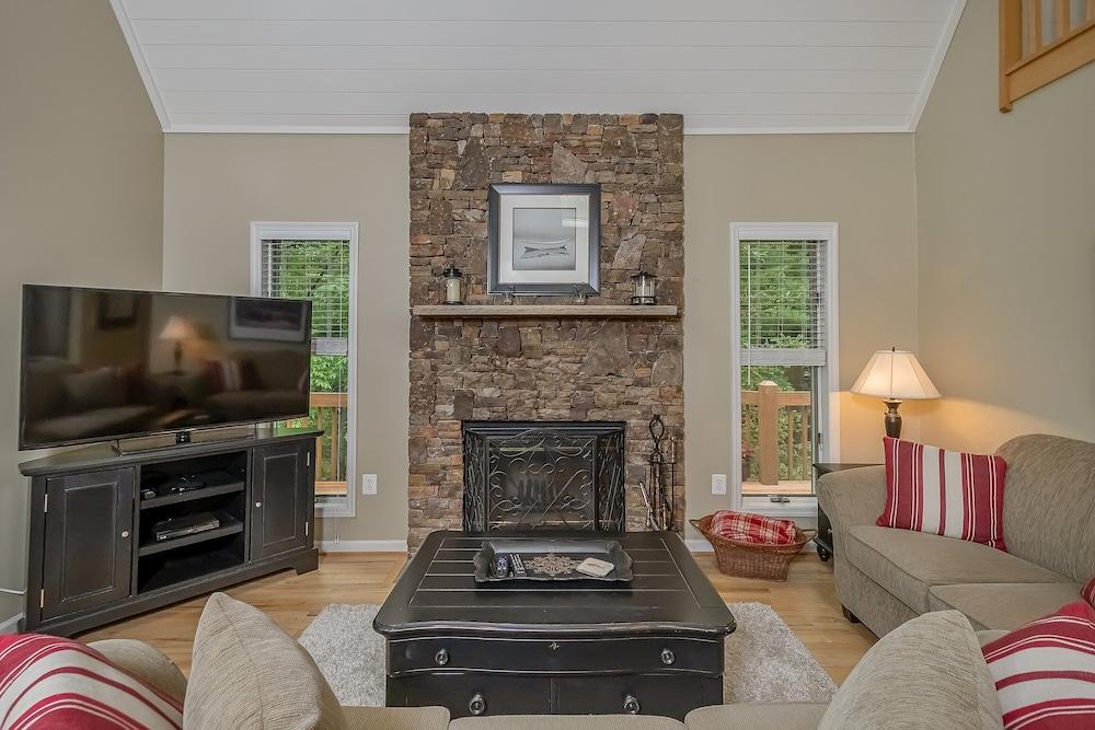 Georgia's Place by Taylor Made Deep Creek