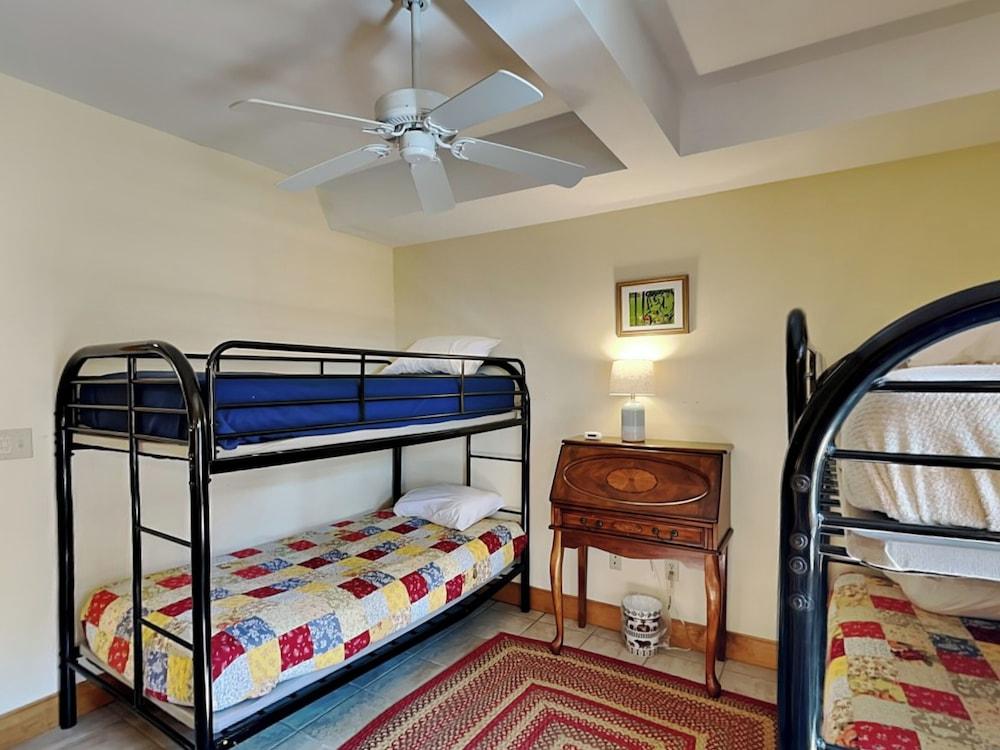 Hawk Mountain by Taylor Made Deep Creek