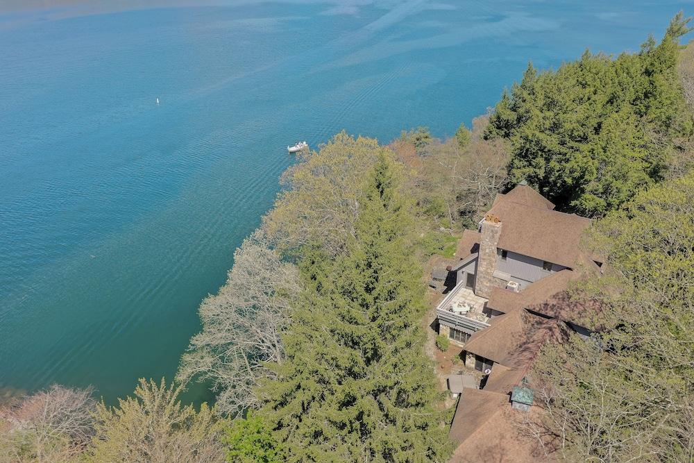 Inspiration Point by Taylor Made Deep Creek