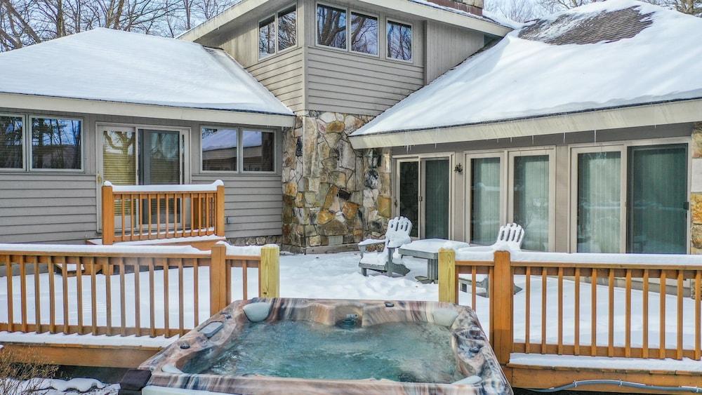 Johnny Appleseed by Taylor Made Deep Creek