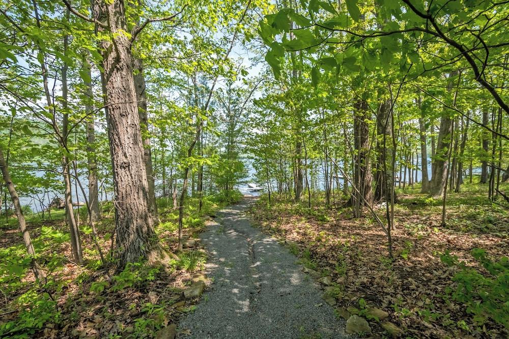 Leap Away by Taylor Made Deep Creek