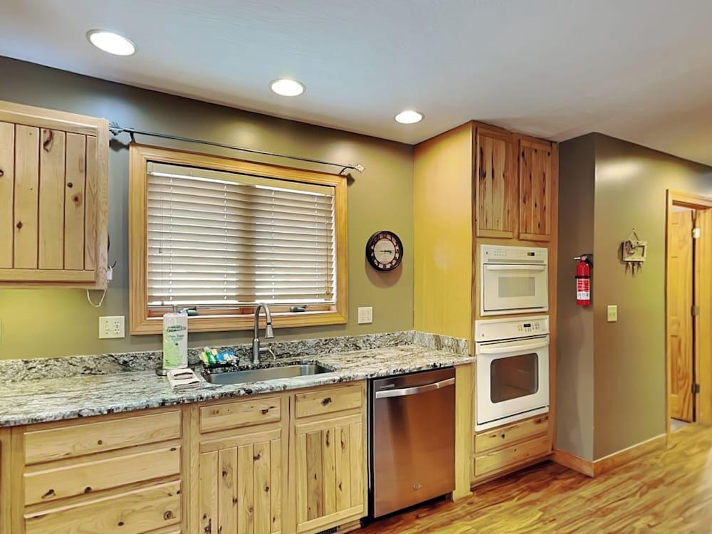 Midnight Dip by Taylor Made Deep Creek