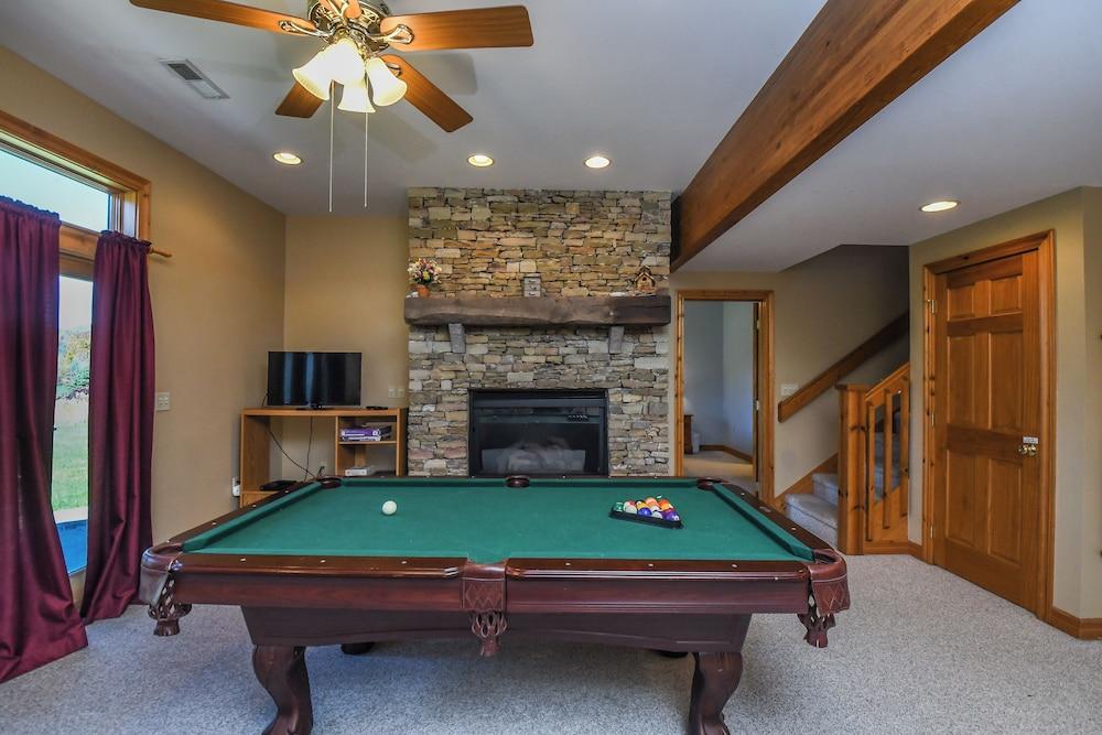 Moonrise Retreat by Taylor Made Deep Creek