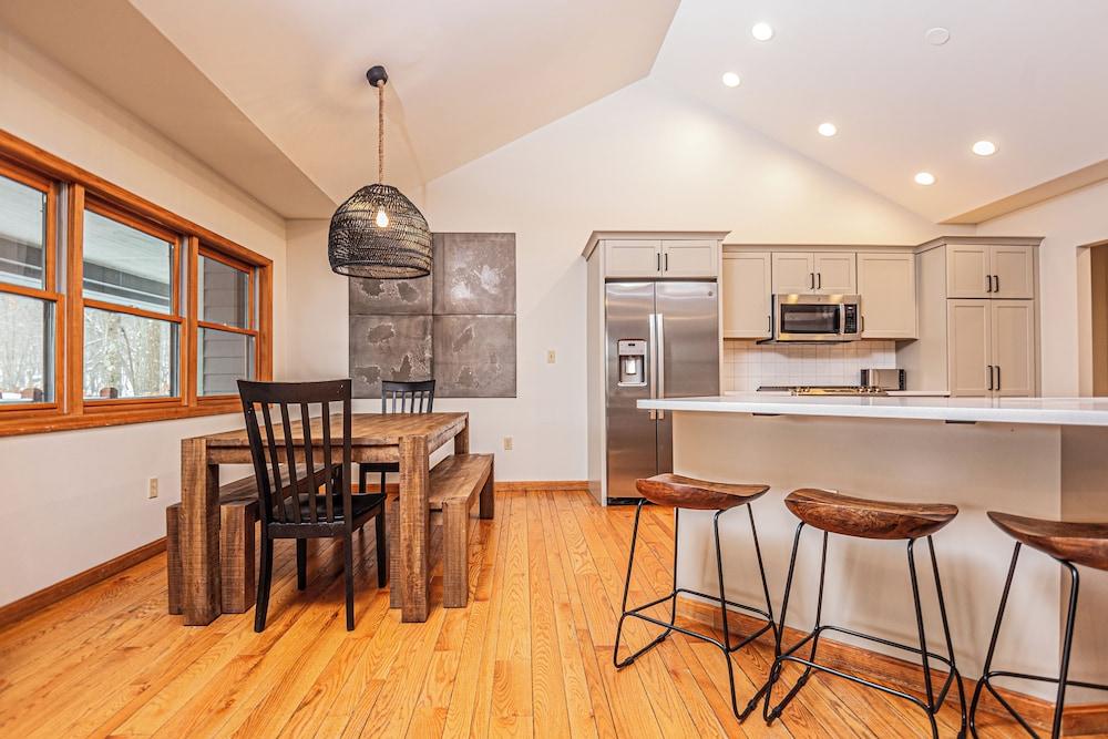 Powder N Wakes by Taylor Made Deep Creek