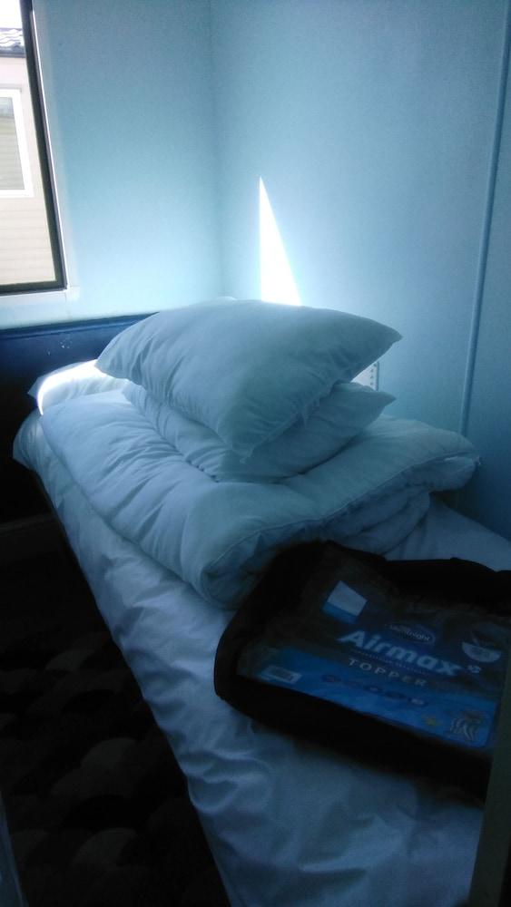 Charming 3-bed Caravan in Camber Food Rest