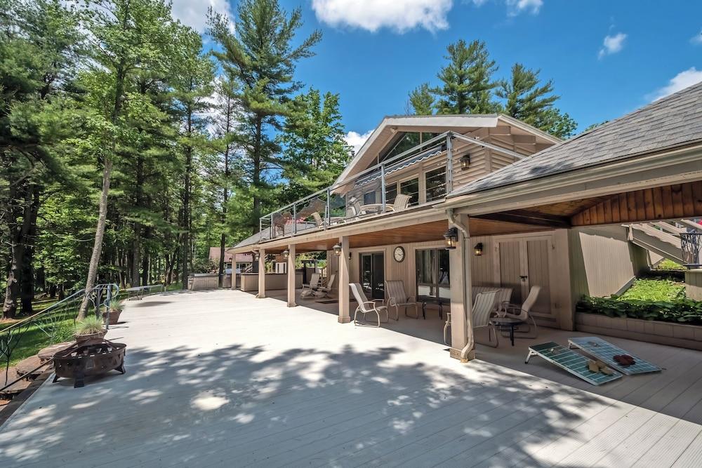 Swan's Nest by Taylor Made Deep Creek