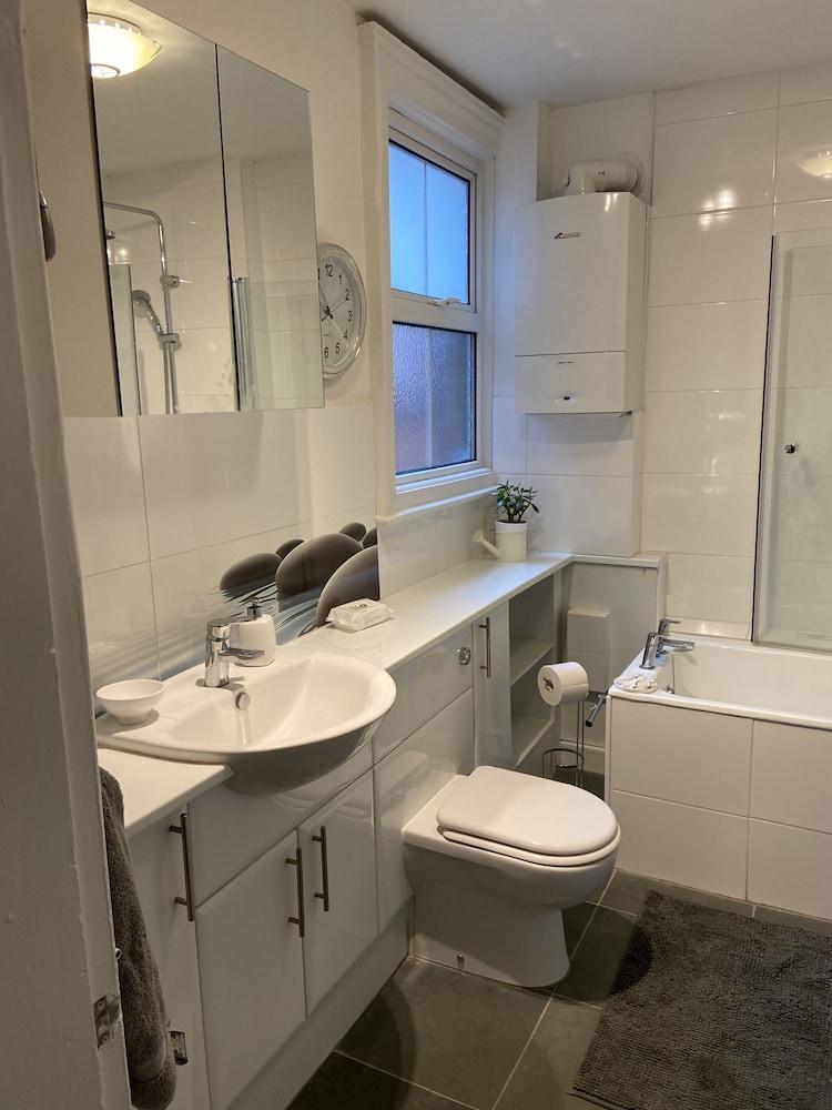 Captivating 3-bed Apartment in Henley-on-thames