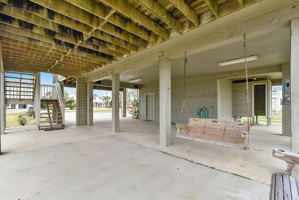 All Decked Out by Ryson Vacation Rentals